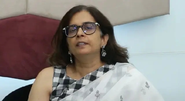السيدة Deeksha Vats