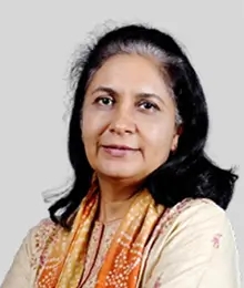 Poonam Yadav女士